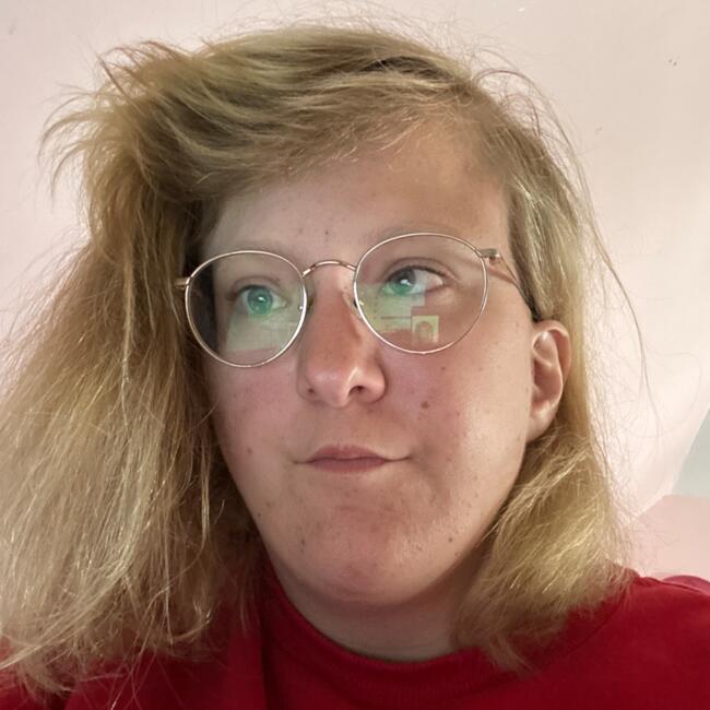 Babysitter in Bégard: Manon