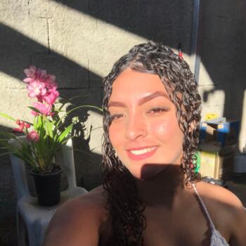 Babysitter in Caraguatatuba: Stefany