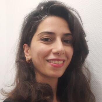 Nanny in Puteaux: Sanaz