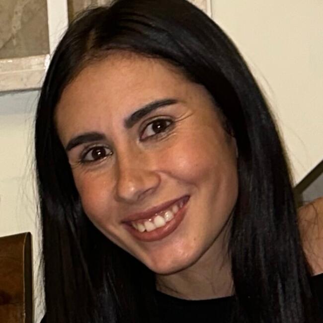 Nanny in Bormujos: Julia