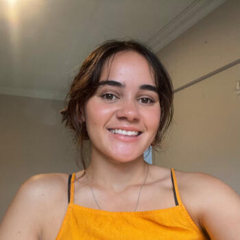 Babysitter Auckland: Rebecca