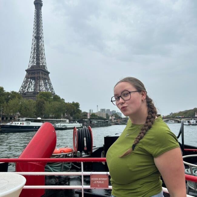 Babysitter in Amiens: Camille