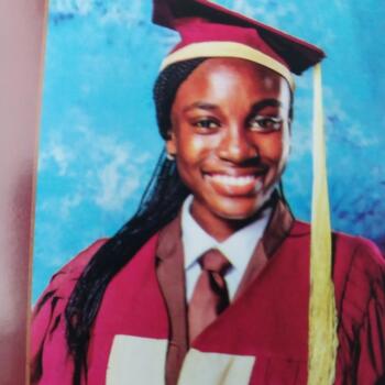 Baby-sitter in Hamilton: Oreoluwa