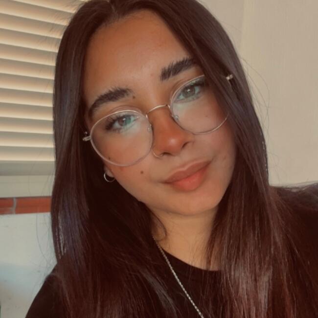 Babysitter in Paterna: Marianela