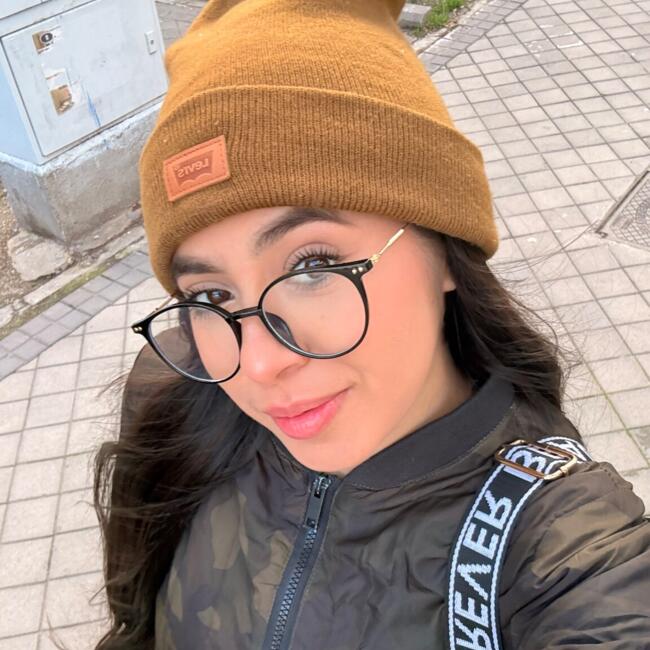 Trabajo de canguro en Madrid: Adrielys Hernandez