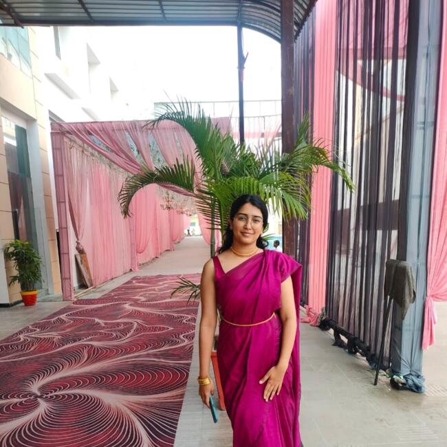 पुणे में बेबीसिटिंग की नौकरी: Aditi