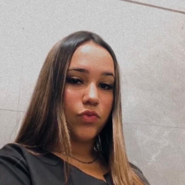 Emprego de babá em São Paulo: Sarah