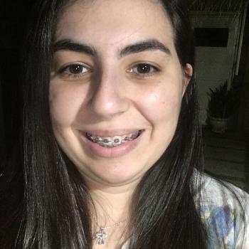 Babysitter Sorocaba: Isabella