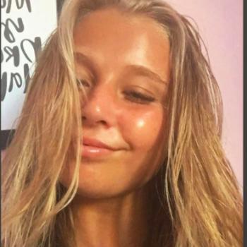 Babysitter in Ängelholm: Ella