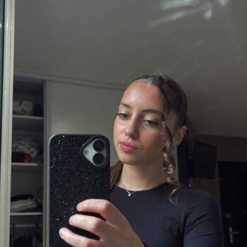 Babysitter in Le Grand-Quevilly: Clelya