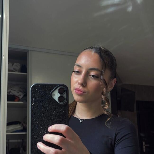 Babysitter in Le Grand-Quevilly: Clelya