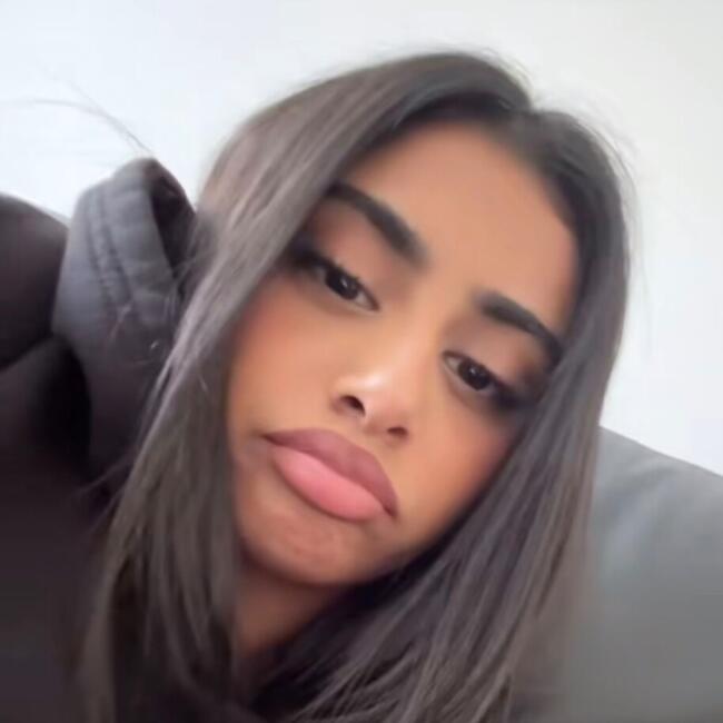 Babysitter in Brussel: Amina