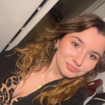 Babysitter in Quessoy: Sabine