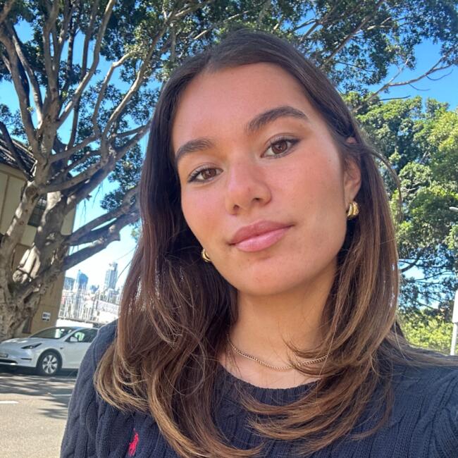 Babysitter in Sydney: Lisa