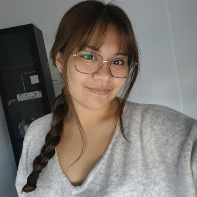 Canguro en Zaragoza: Edith