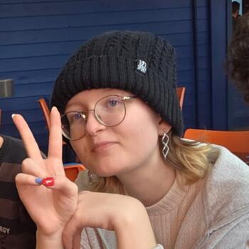 Babysitter in Evere: Ophélie