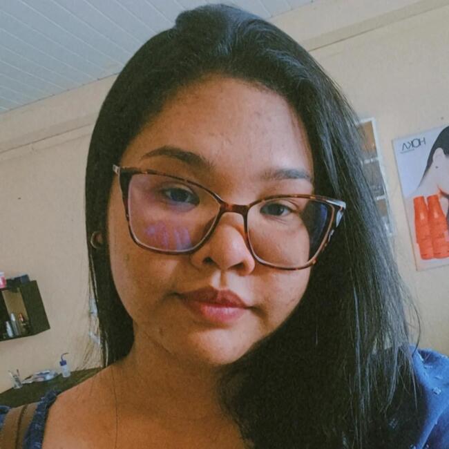 Babá em Manaus: Kellyane