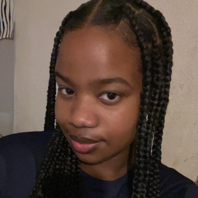 Babysitter em Odivelas: Bruna