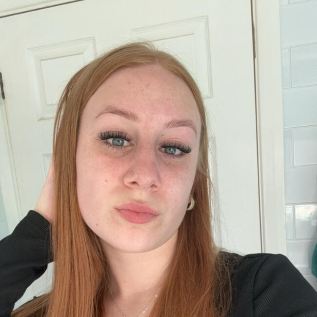 Babysitter in Newcastle-under-Lyme: Caitlyn