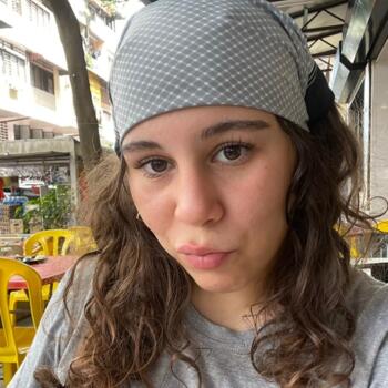 Babysitter in Seri Kembangan: Mayssem