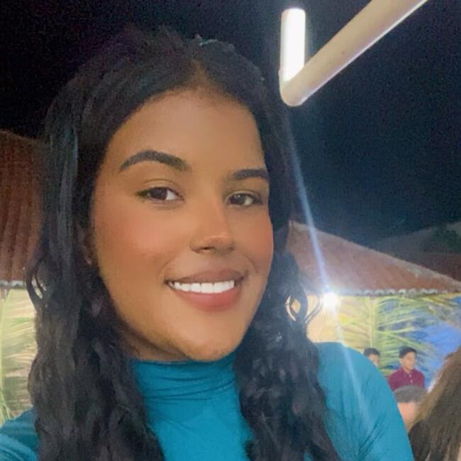 Babá em Fortaleza: Elinara