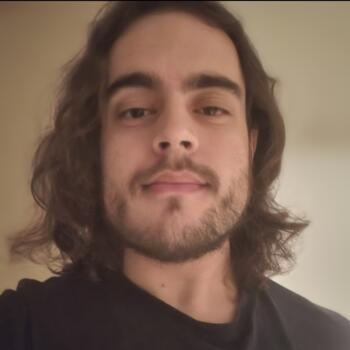 Babysitter in Angers: Maxime