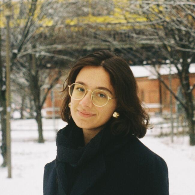 Babysitter em Almada: Talita