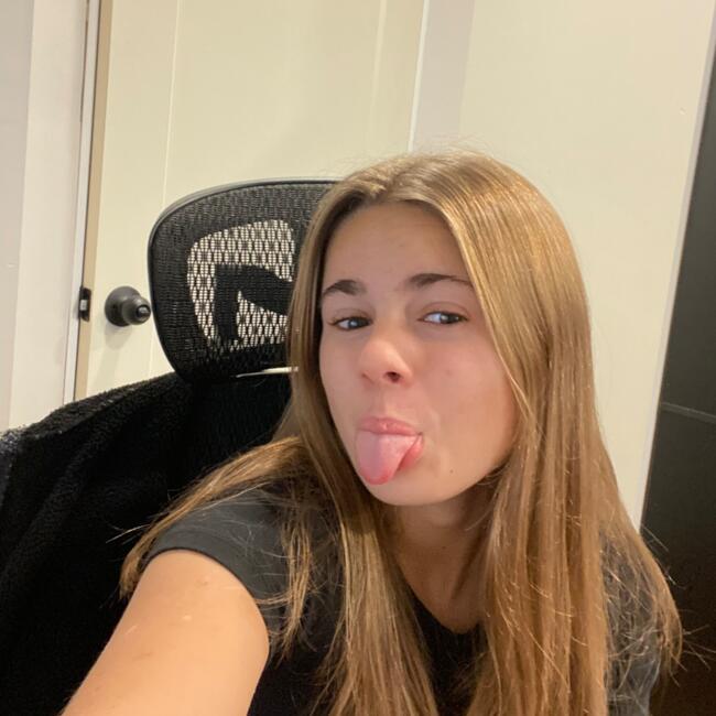 Babysitter in Chatsworth: Natalie