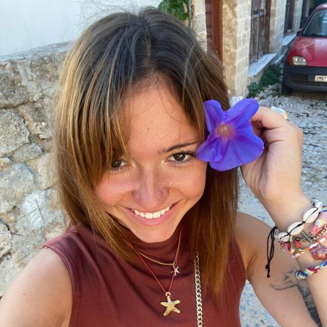 Babysitter in Paris: Zita