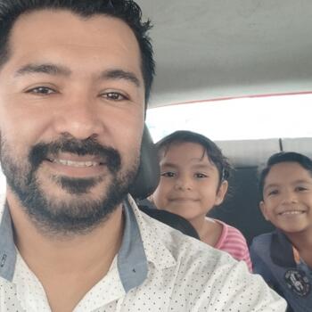 Padre/madre Apodaca (Estado de Nuevo León): Sergio Hugo Saucedo Saucedo