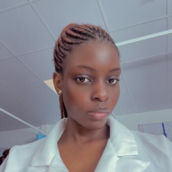 Babysitter in London: Precious Batuli Balyesiima