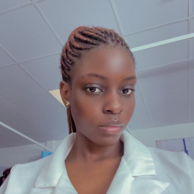 Babysitter in London: Precious Batuli Balyesiima