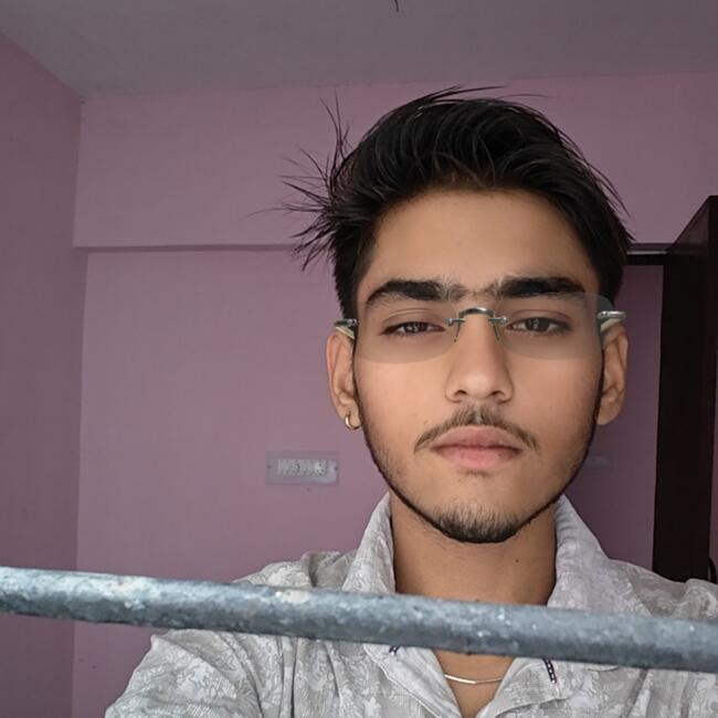 रायपुर में बेबीसिटर: Trevlon