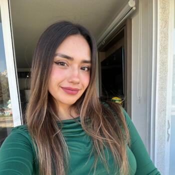 Niñera Estación Colina: Stephanie Arancibia