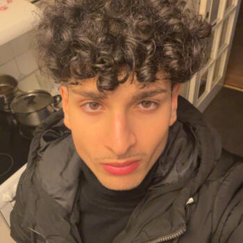 Babysitter in Solna: Yamen