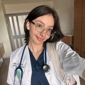 Babysitter in Medellín: Maria jose