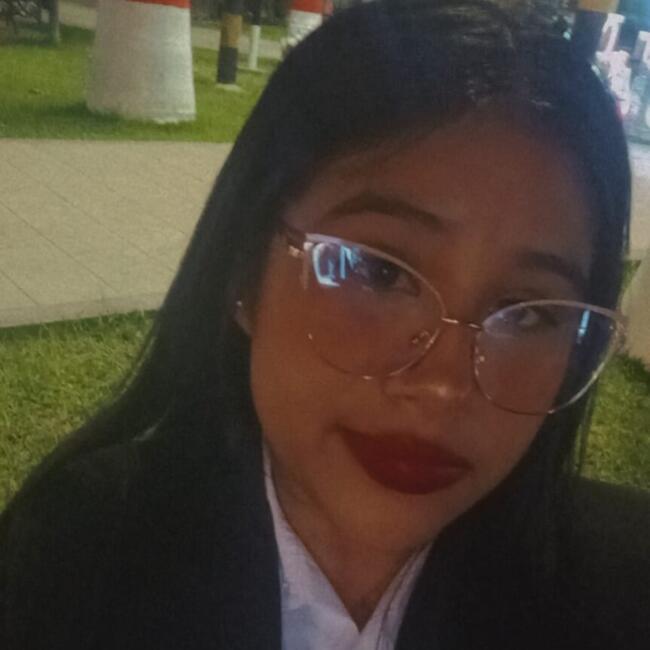 Babysitter in Chincha Baja: Valery