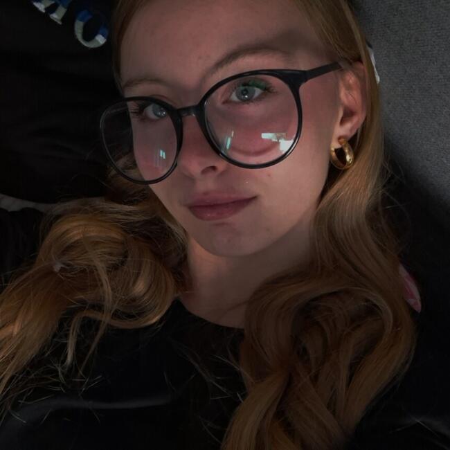 Babysitter in Dour: Brooke