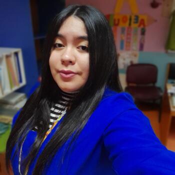 Babysitter in Valdivia: Anais Silva Sellao