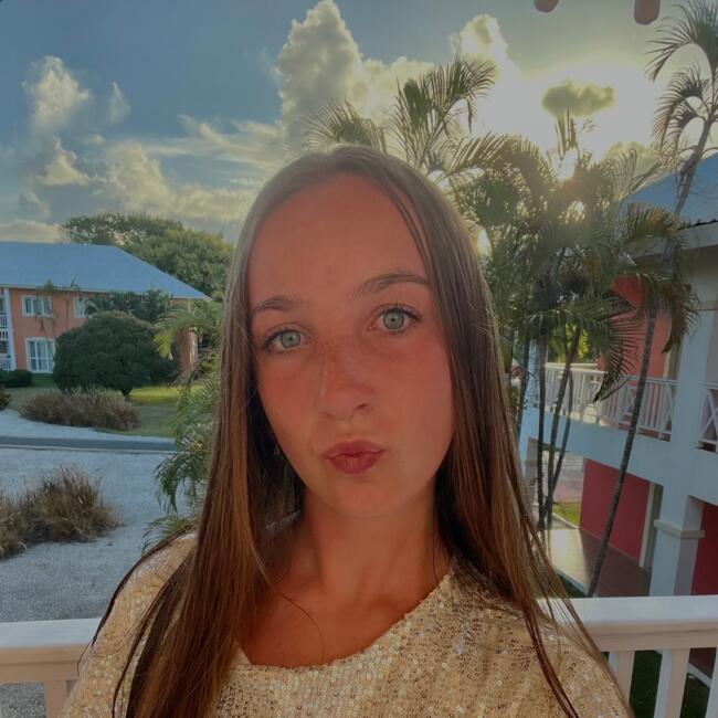 Babysitter in Pacé: Emma