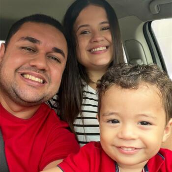 Emprego de babá em Arapiraca: emprego de babá Kellysson