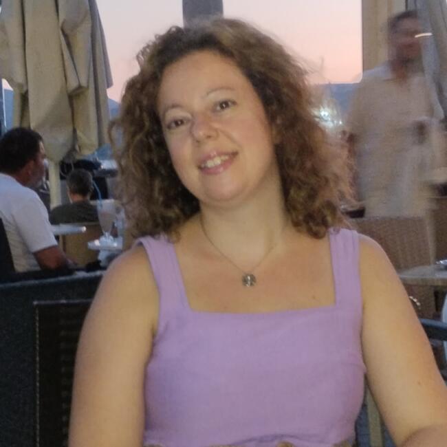Babysitter στην περιοχή Λάρισα: Ντίνα