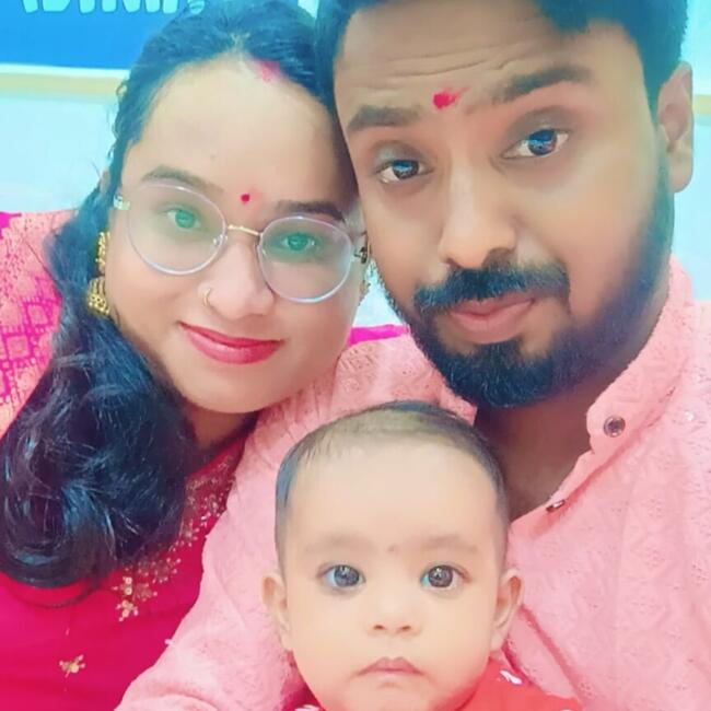 बम्बई में बेबीसिटिंग की नौकरी: Ankita