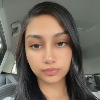 Babysitter Bradford: Annamaria