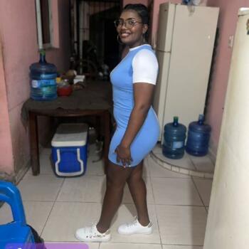 Niñera en Pantoja: Deriaili