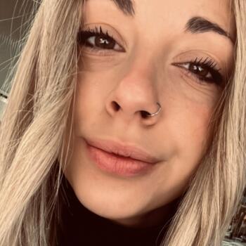 Babysitting job in Faloppio: babysitting job Giulia