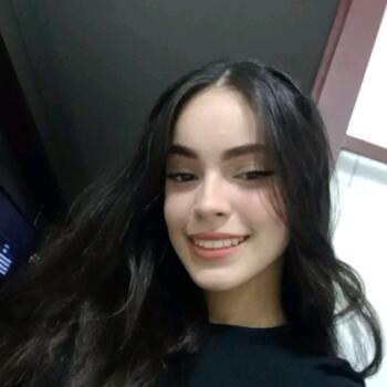 Babysitter in São José dos Campos: Lara