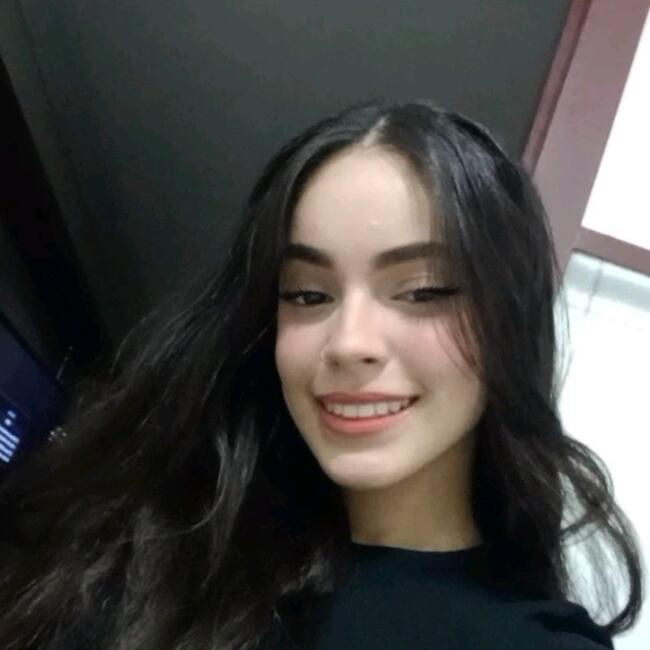 Babysitter in São José dos Campos: Lara