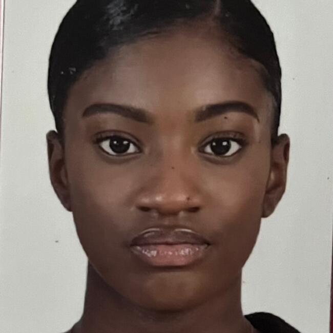 Babysitter in Amiens: Berenice