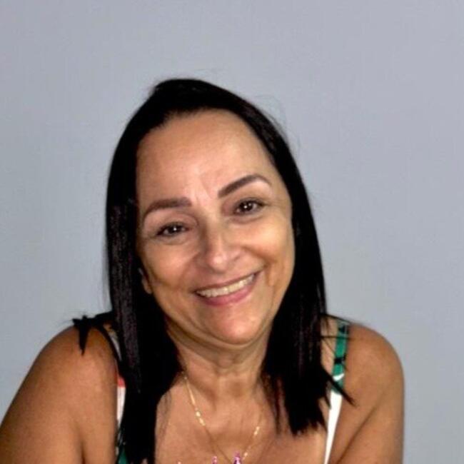 Babysitter in Macaé: Lucilene
